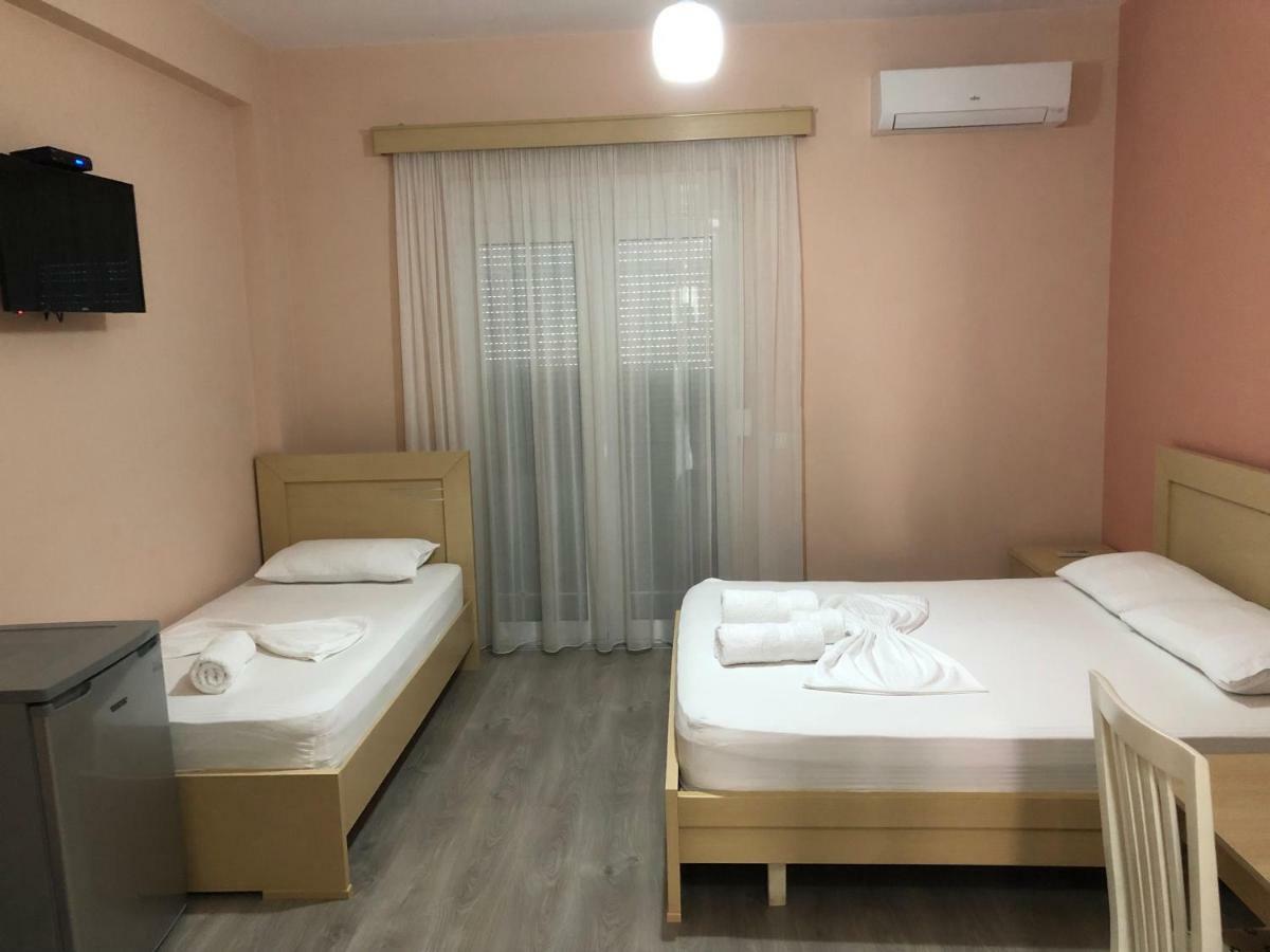 Rent Rooms Kapri Pogradec Zewnętrze zdjęcie